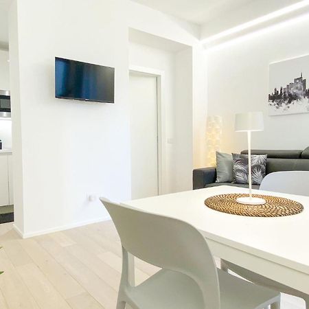 Cardano Suite - 5 Min From Central Station Milán Exterior foto