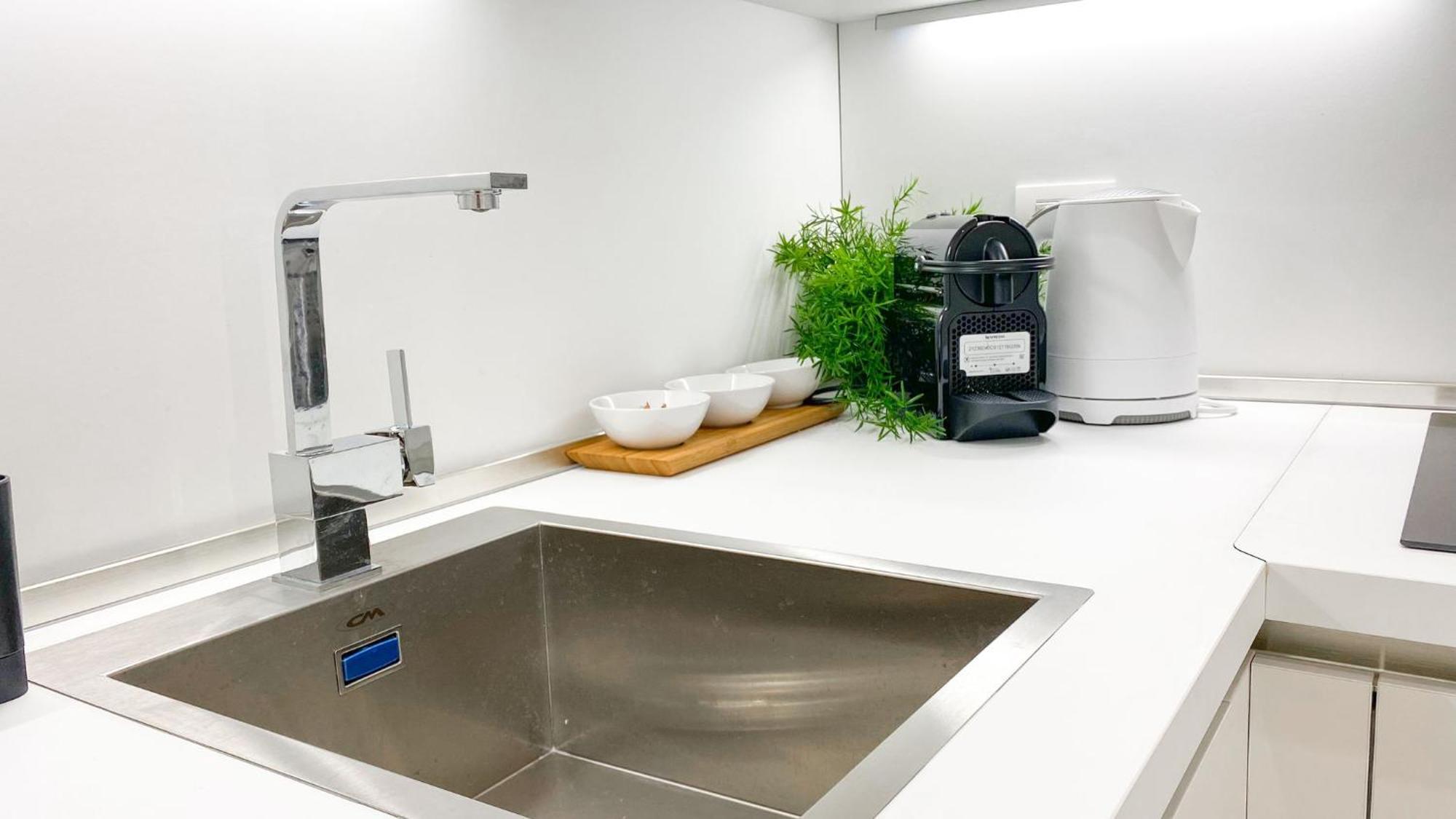 Cardano Suite - 5 Min From Central Station Milán Exterior foto